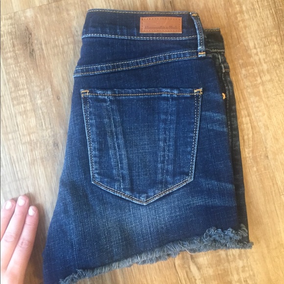 Abercrombie & Fitch Jean Shorts - Picture 1 of 3